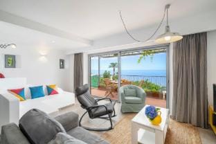 Great zen villa, access to beach | Villa do Mar IV Villa in Madeira District