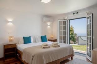 Tranquil stone villa in Calheta | Casa Florenças Villa in Madeira District