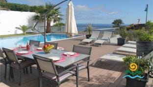 Spacious Villa With Games Room, Sauna | Sol e Mar Villa in Caniço