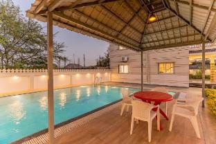 Vinayak Retreat Villa|4BHKPrivate Pool|By Ovistays Villa in Rajasthan