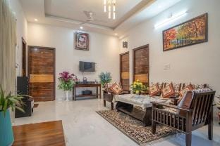 Naivedya 3 BR Villa | 3 Bedroom | By Ovistays Villa in Udaipur