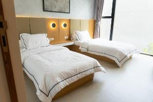 Manse 만세 Villa Vacation rental in Lembang
