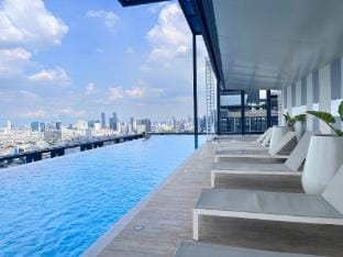 Thanon Phaya Apartment in Bangkok