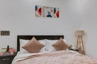 Alaya Stays Saroja Farm W/ Pvt Pool | Pet-friendly Villa in Noida