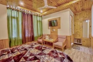 The Veer Villa Manali Himachal Pradesh Villa in Manali