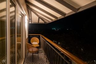 Sunset Villa - Luxury Nature Retreat Vacation rental in Maharashtra