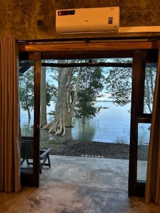 Aji fruit farm lake view cottage Vacation rental in Uva Province, Sri Lanka
