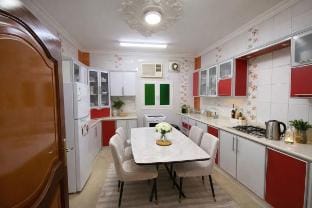 Deluxe Apartment 2 along the Prophet's Mosque Road Vacation rental in Medina