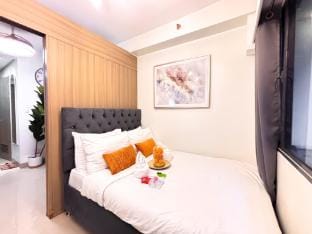 Luna Lux l Wifi+ Netflix I SHORE 2 B02-0606 Hotel in Pasay