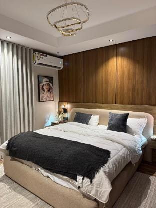 شقة بغرفتين وصاله فاخرة Vacation rental in Jeddah