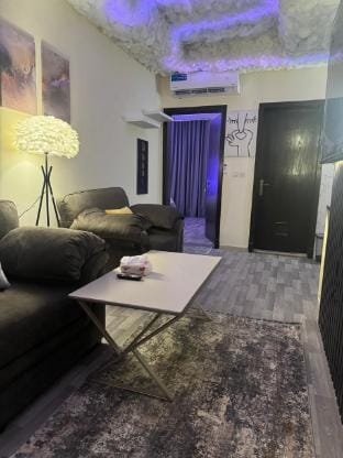 شقة غرفه وصاله بطابع هادئة ومريحة Vacation rental in Jeddah