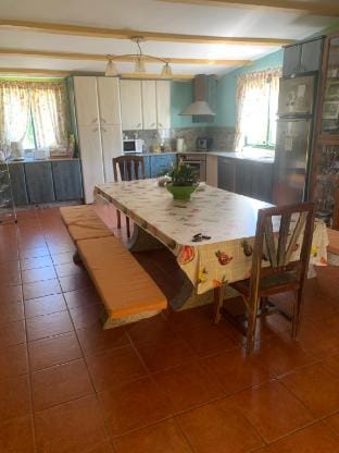 Villa Bimba with a swimming pool, barbecue, 6000 m Villa in Galicia