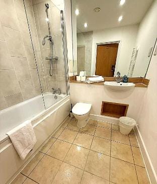Cosy One Bedroom Apartment - London Bow Apartment in London