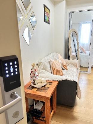 Roomi Stays Acqua Residences Hotel in Mandaluyong