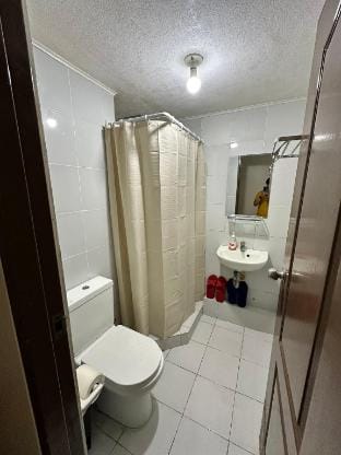 Tinzel Homes Apartment in Paranaque