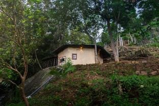 Kithul cob hideaway Luxary resort  Vacation rental in Uva Province, Sri Lanka