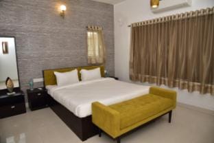 Frangipani Villa in Maharashtra