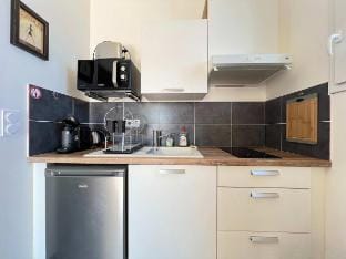 The RN88 - 2p - Near Station - Air conditioning Vacation rental in Toulouse