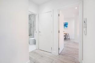 Luxurious 1 Bed Serviced Apt. 01 with Wi-Fi Apartment in Corby