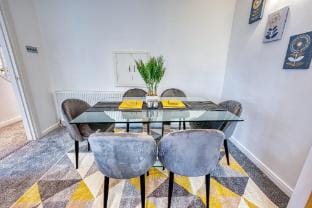 Modern 3 Bedroom 2 Bath House with Parking Vacation rental in Walsall