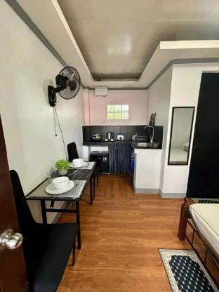 City camp alley Apartment in Baguio