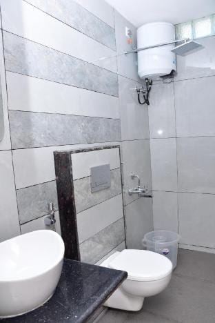 La Fiesta resorts with breath-taking mountain view Vacation rental in Kodaikanal