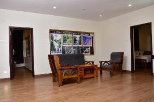 La Fiesta resorts with breath-taking mountain view Vacation rental in Kodaikanal