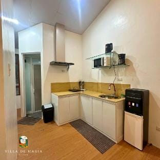 Overlooking home style w/ wifi, breakfast, kitchen - Diamond Villa in Davao City
