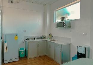 LARGE 2BR Unit 6pax w/ Internet - Mariam Homestay Vacation rental in Davao City