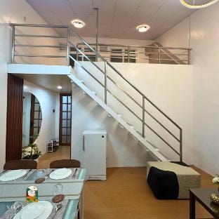 Homey vibes loft w/ wifi, breakfast, & heating Villa in Davao City