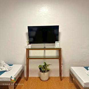 Group stay ready w/ breakfast, wifi, coffee corner Villa in Davao City