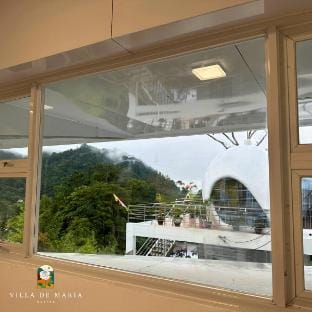 Overlooking morning view stay w/ wifi & breakfast Villa in Davao City