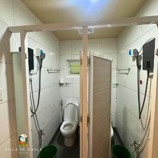Group stay ready w/ wifi, breakfast, & heating Villa in Davao City