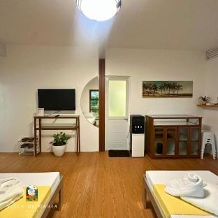 Relaxing spot for small group w/ wifi & breakfast Villa in Davao City