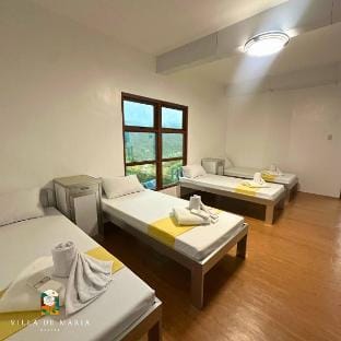 Relaxing spot for small group w/ wifi & breakfast Villa in Davao City