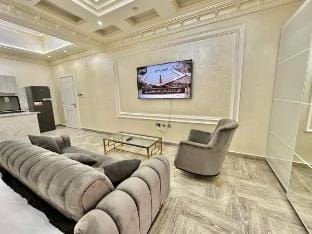 Studio, attach Private washroom and kitchen Vacation rental in Abu Dhabi