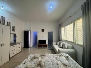 Studio, Private attach Washroom and kitchen Vacation rental in Abu Dhabi