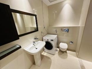 Studio, Private attach Washroom and kitchen Vacation rental in Abu Dhabi