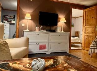 Nice cozy cottage with fireplace, barbecue hut and wood sauna Vacation rental in Sweden