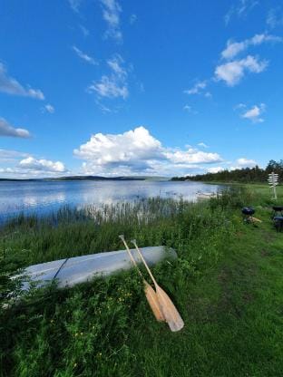 Camp Caroli Hobbit Hut Vacation rental in Norrbotten County, Sweden