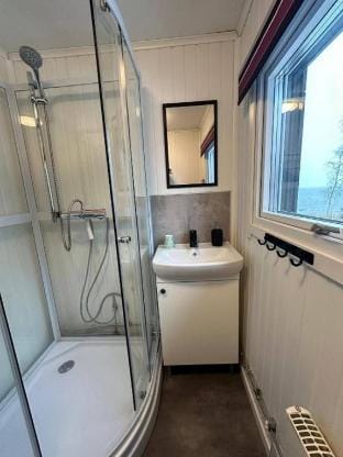 Camp Caroli Family House Vacation rental in Norrbotten County, Sweden