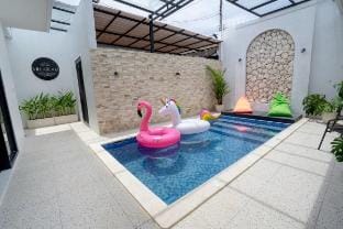 Villa Rooz NEW VILLA private pool,kitchen Vacation rental in Special Region of Yogyakarta