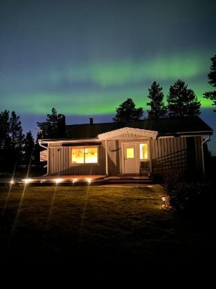 Camp Caroli Olala House Vacation rental in Norrbotten County, Sweden