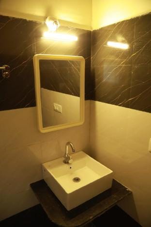 Cozinn B118 in Gokarna with Swimming Pool Vacation rental in Karnataka