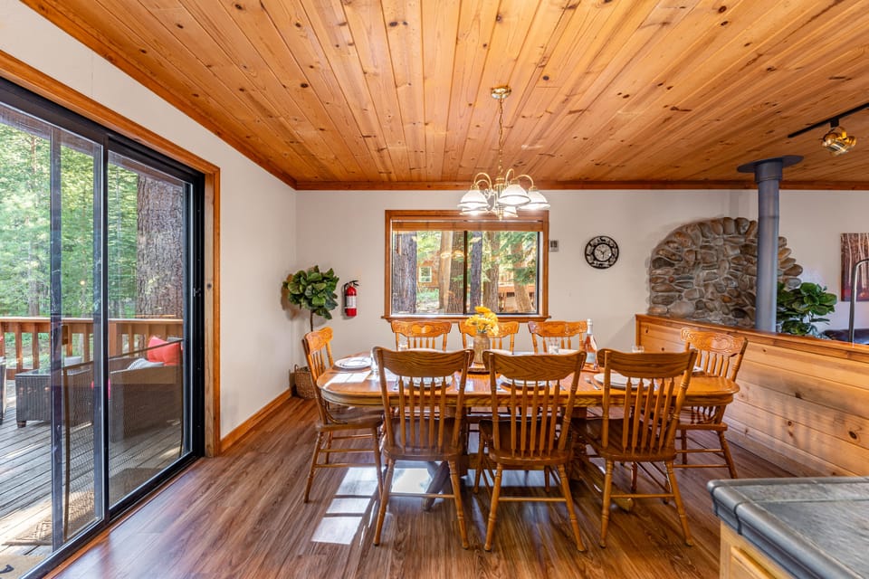 Dining area is adjacent to the kitchen
