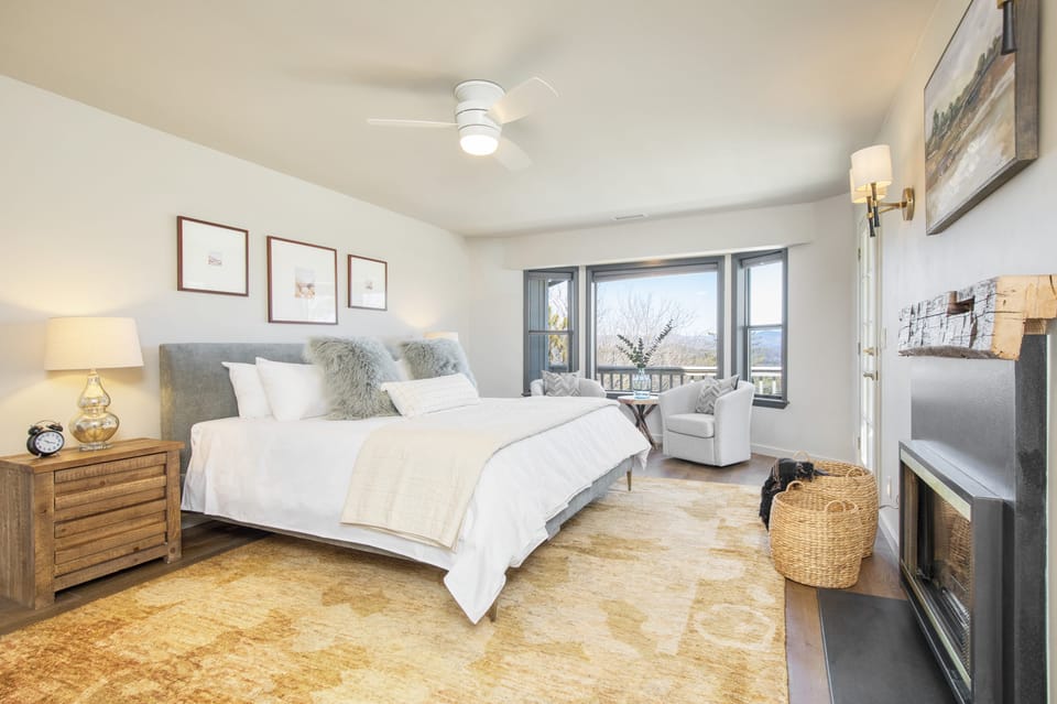 Primary bedroom features a king bed and ensuite.