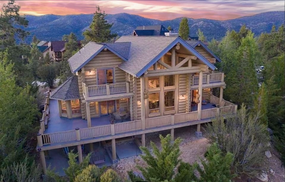 Welcome to Penticton Lodge!