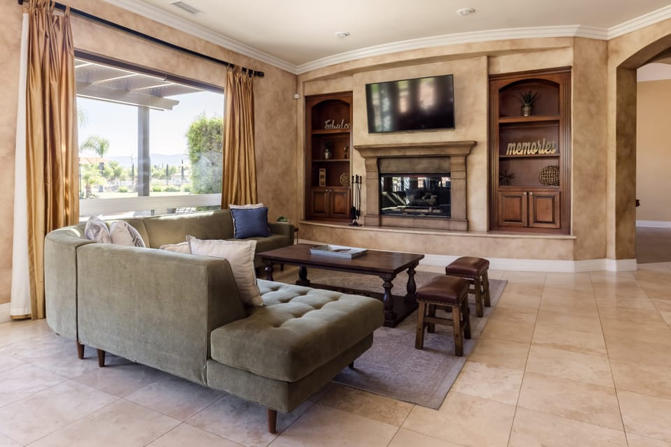Fireplace and TV in the living room.