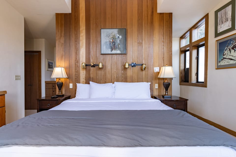 Primary bedroom features a king bed and ensuite.