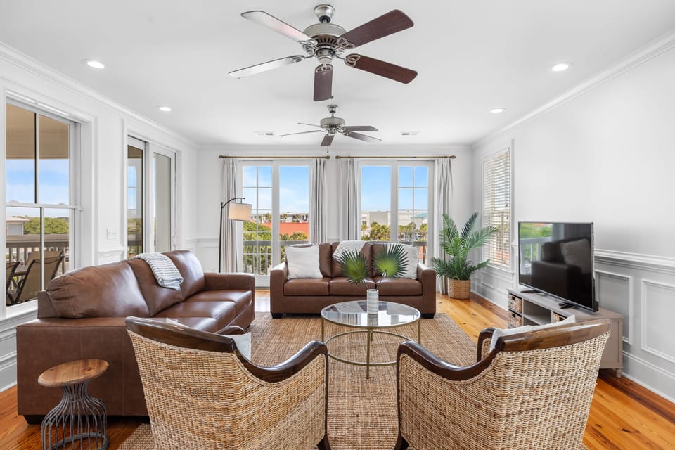 Where comfort meets clean design. (Sand Dune)
